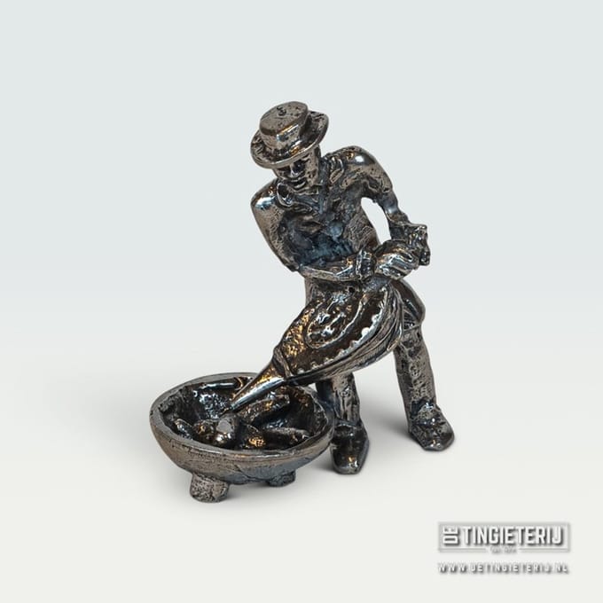 Beeldje Smid - blaasgalg luxe geschenk - aambeeld - ijzer - beroepen beeldje - ambacht