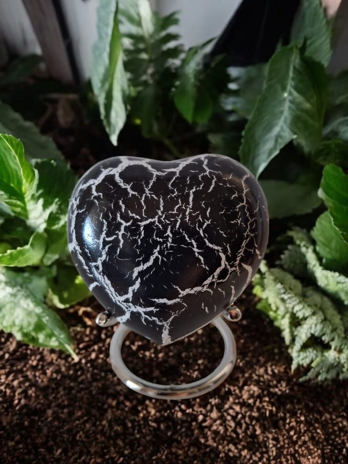 Hart Urn - Verdeel Urn - Frosted Black 11445
