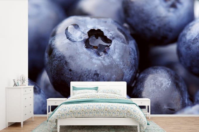 Behang - Fotobehang Close-up van verse bosbessen - Breedte 420 cm x hoogte 280 cm