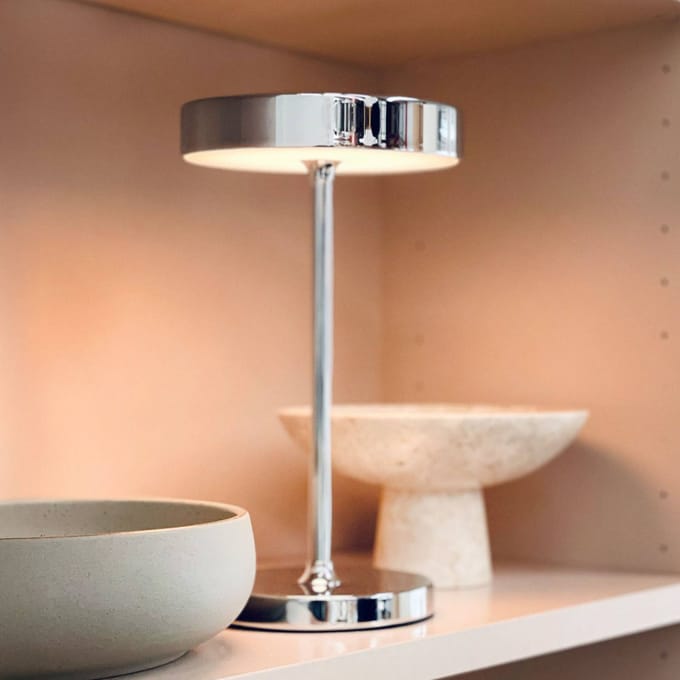 Dyberg Larsen LED tafellamp Starlight, chroom, metaal
