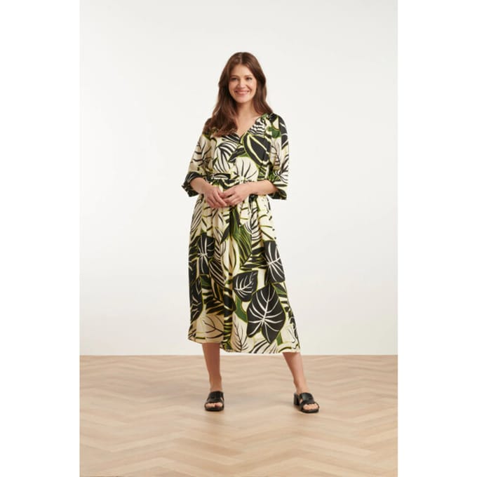 Smashed Lemon 25070 leaf print chiffon midi jurk |