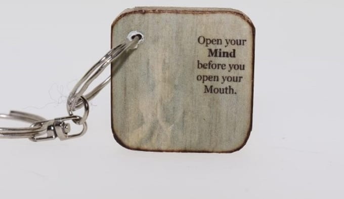 Quote sleutelhanger 3x3 cm Open your mind