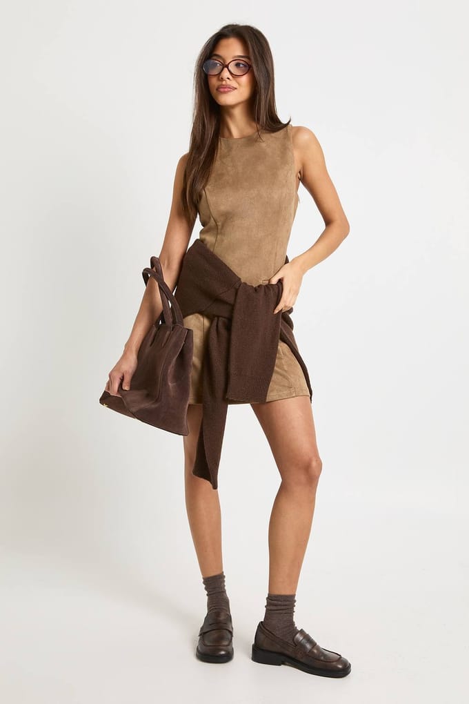 boohoo Dames Nepsuede shiftjurk | Camel | Maat: 6