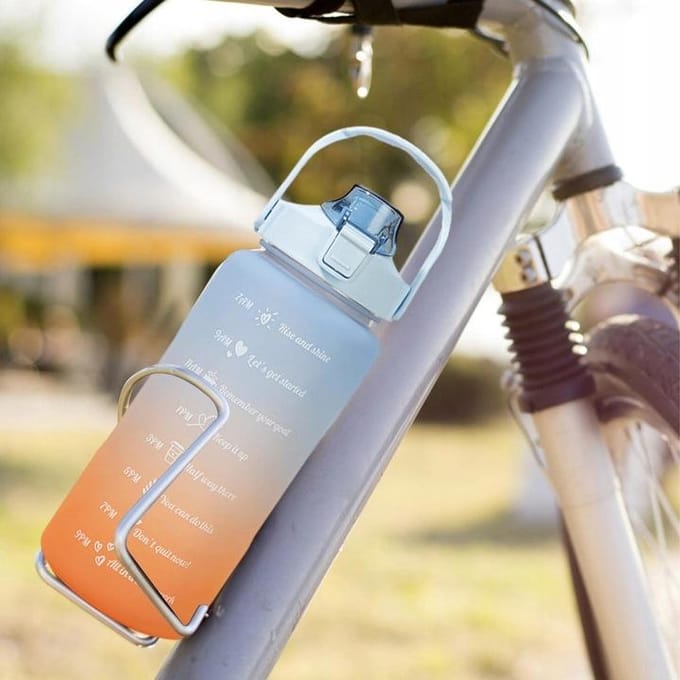 Motiverende Drinkfles 2L met Rietje, Handvat en Maatstreep