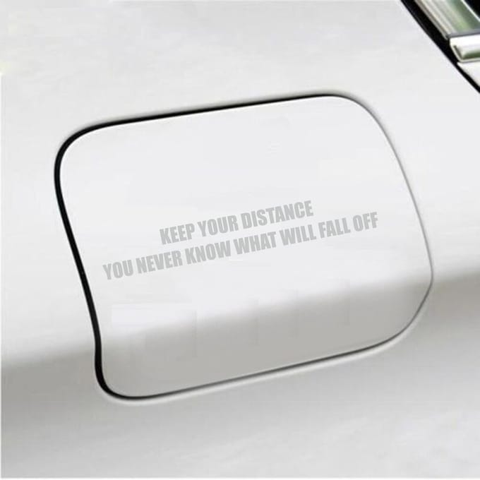 Bumpersticker - Keep Your Distance - 3,5 X 24,4 - Licht Grijs
