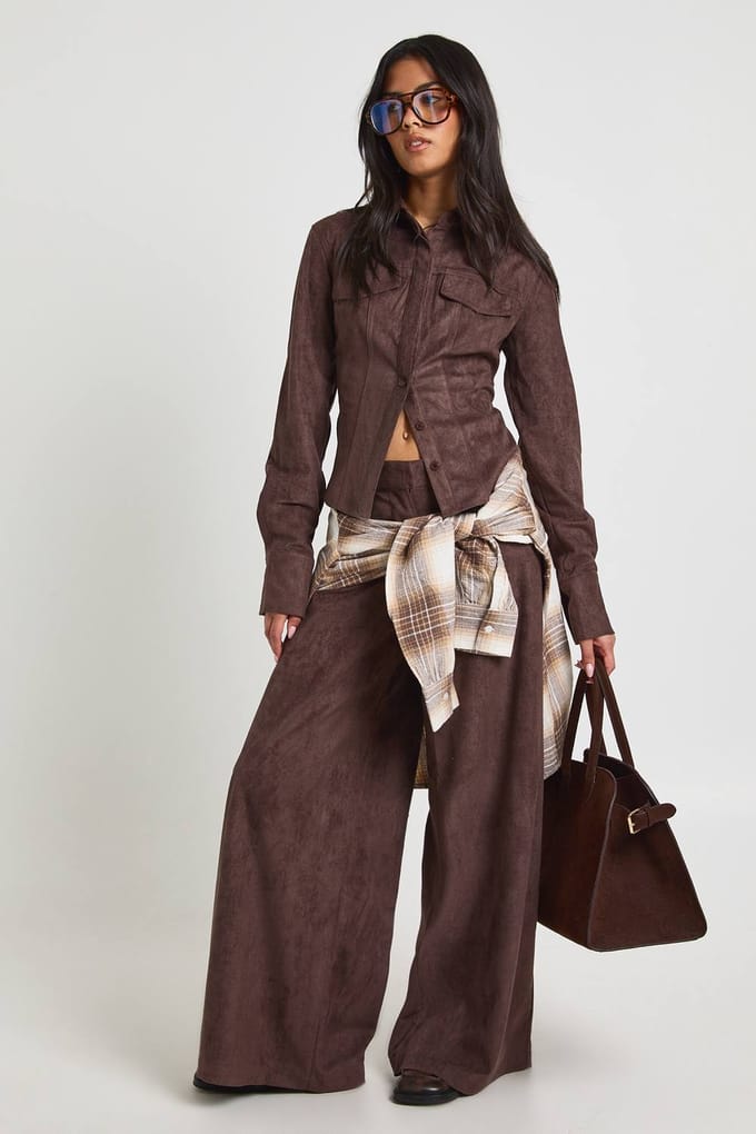 boohoo Dames Nep Suede Shirt met Tailleband | Chocolate | Maat: 12