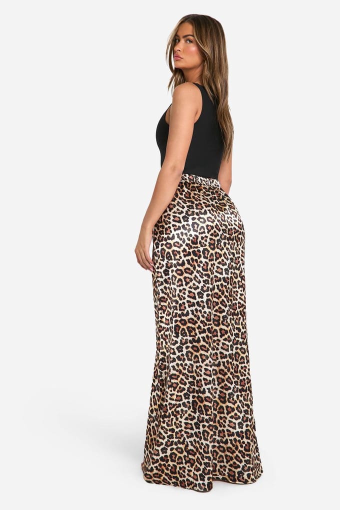 boohoo Dames Leopard Print Satijn Schuine Snit Maxi Rok | Luipaardprint | Maat: 36