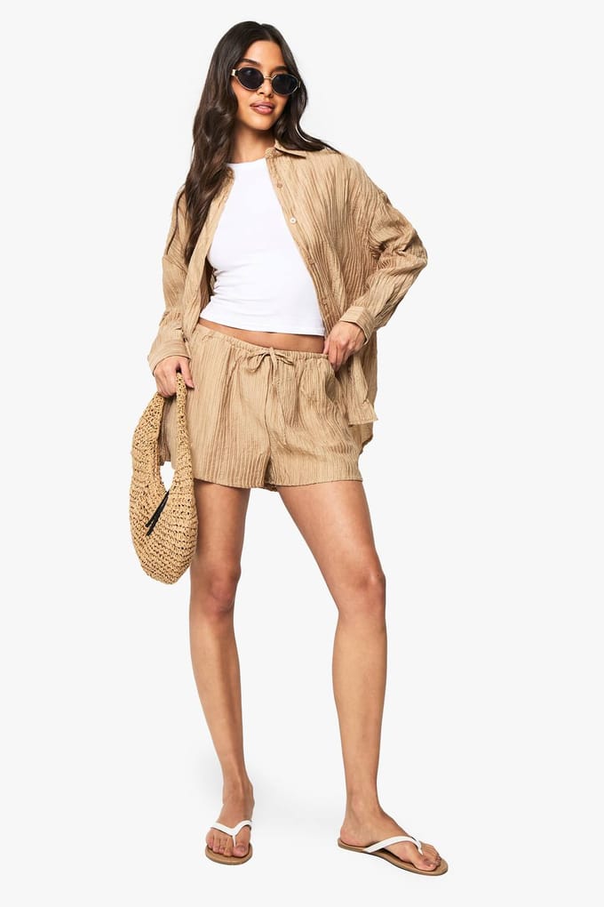 boohoo Dames Geweven Crinkle Flippy Shorts | Mocha | Maat: 8
