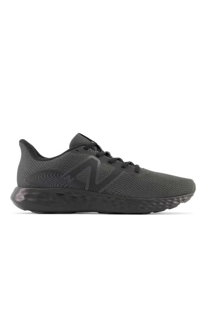 New Balance 411v3 Blacktop Größe: 40 | Trainers Outlet | Herren | Schwarz