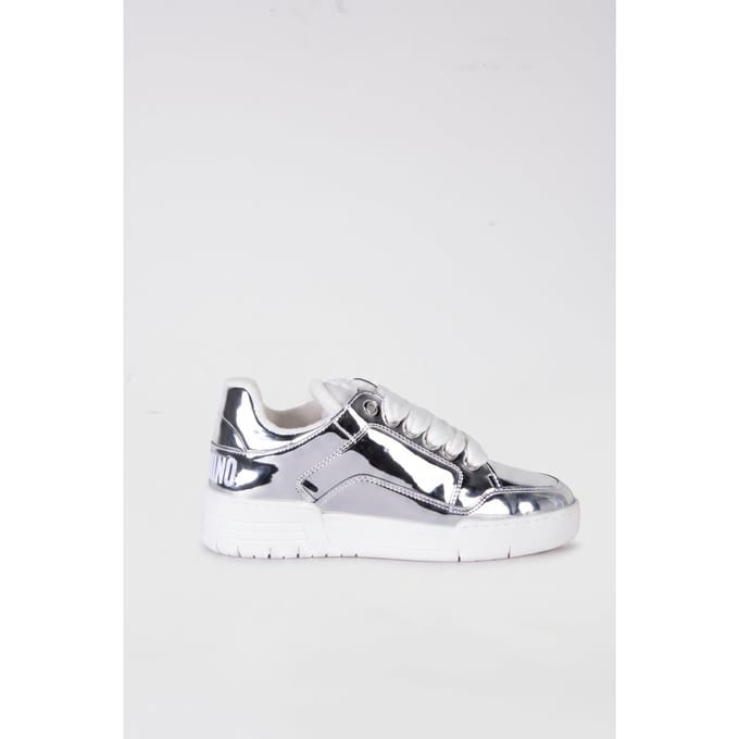 Moschino Calfskin Sneakers Silver Größe: 37 | Trainers Outlet | Damen | Grau