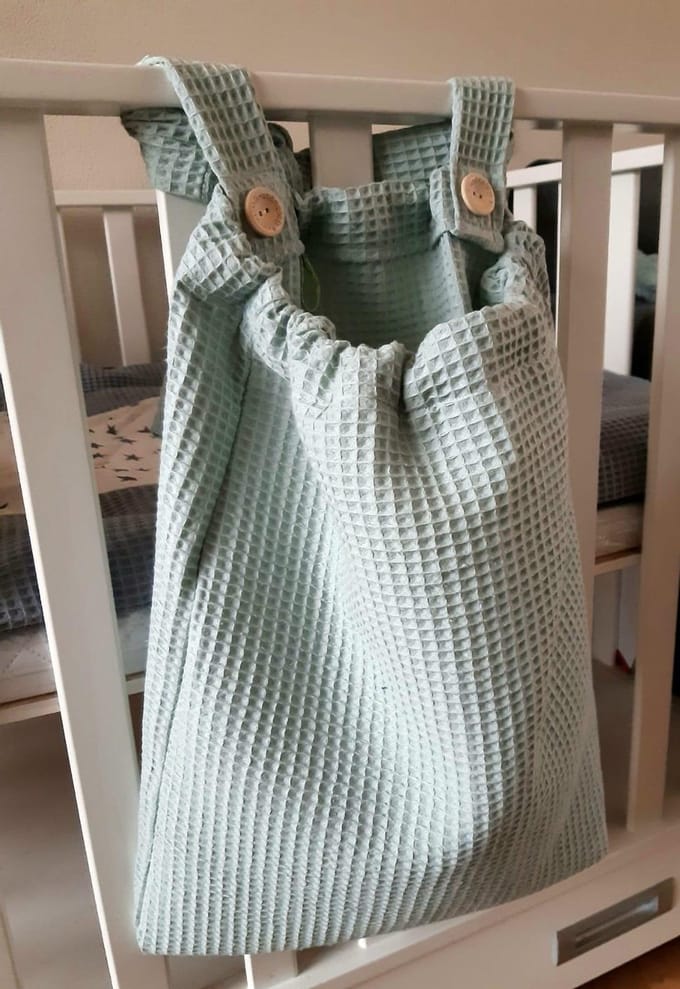 Baby Creaties - Boxzak licht oud groen - Ruime opbergzak - 50x40cm