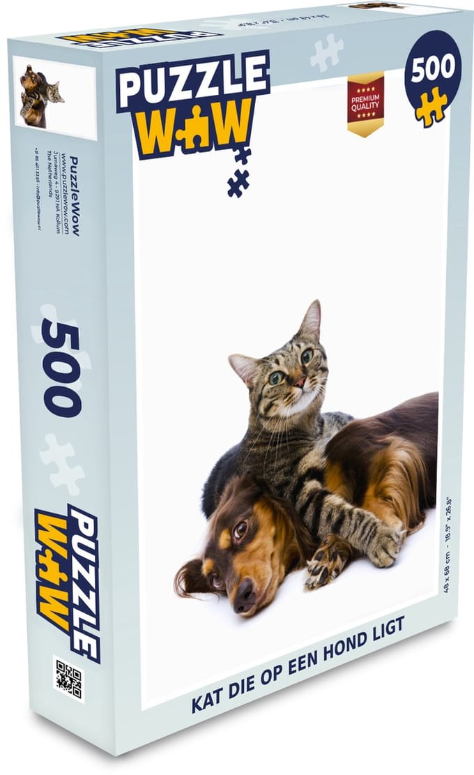 Puzzel Kat die op een hond ligt - Legpuzzel - Puzzel 500 stukjes