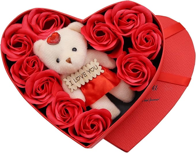 Solidchoice - Set van 10 Bewerkte Rozen met Knuffelbeer in Cadeau Doos
