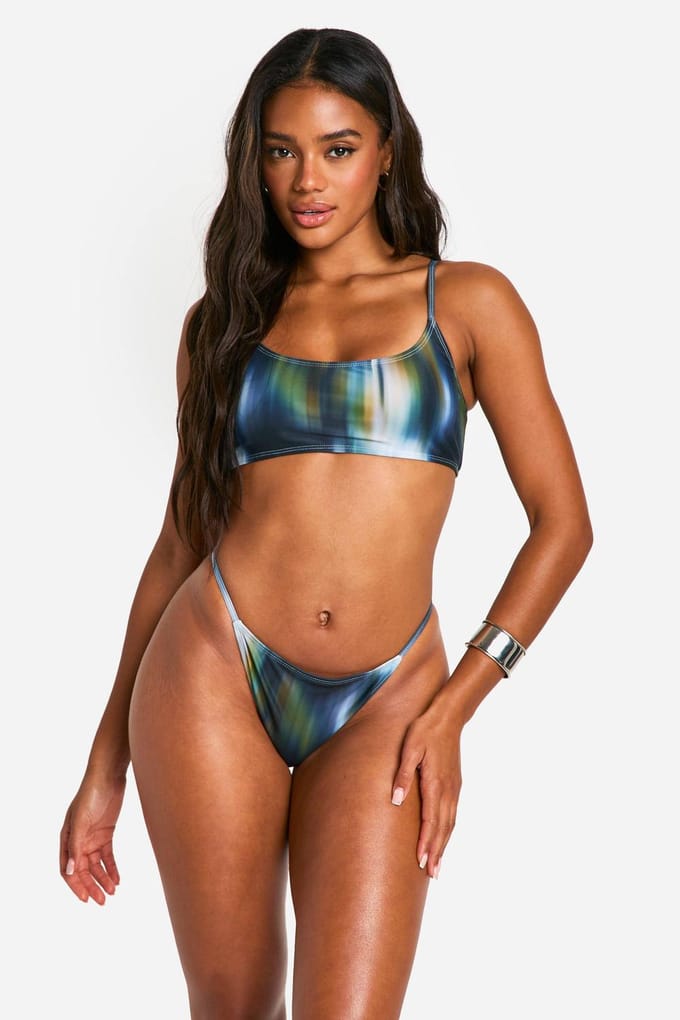 boohoo Dames Blurred Print Crop Bikini Top | Maat: 34