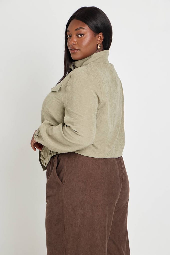boohoo Dames Plus Gepersikt Trui Jack Met Col En Rits | Kaki | Maat: 44