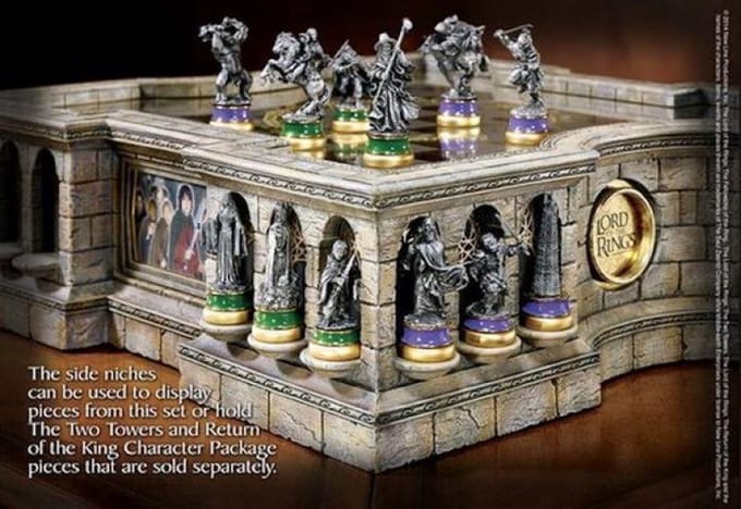 Noble - The Lord of the Rings - Collector's Chess Set