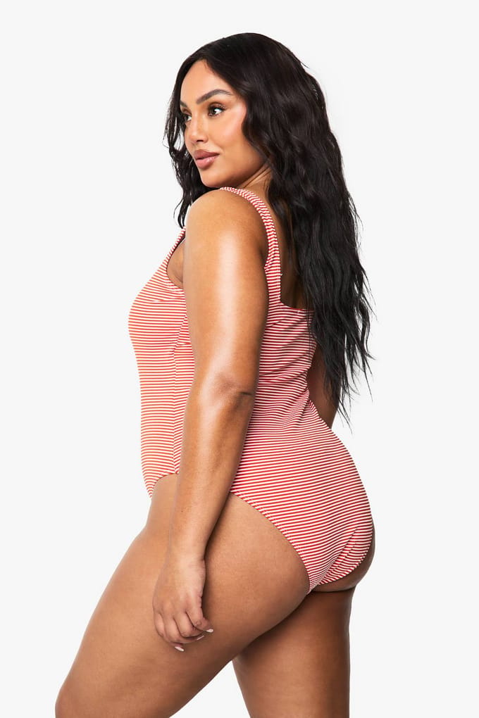 boohoo Dames Plus Seersucker Streep Scoop Neck Badpak | Rood | Maat: 54