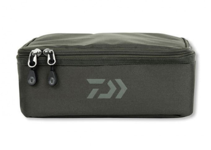 Daiwa Infinity Medium Accessory Pouch | Vistas