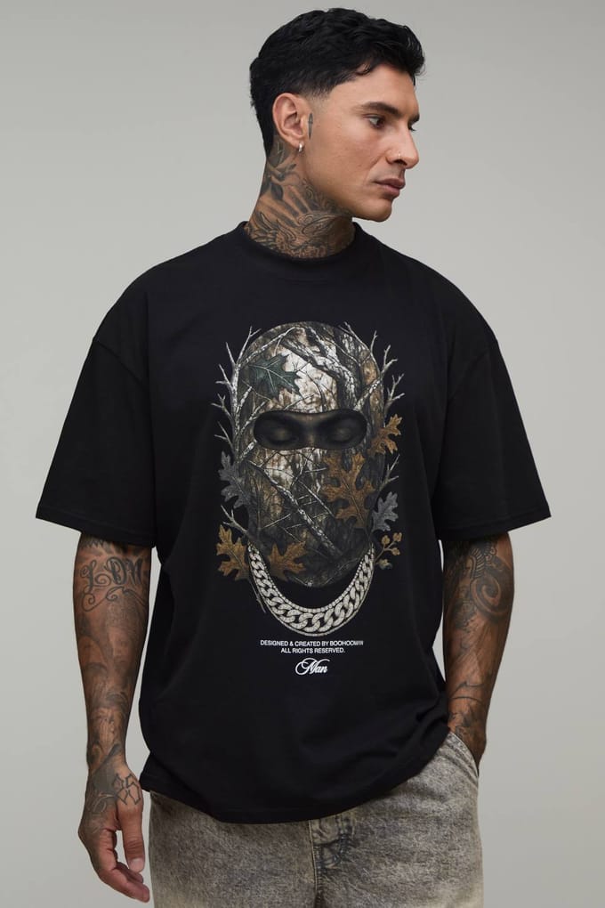 Lang Zwart Oversized T-shirt Met Verlengde Hals En Skimuts Print | Black | Size Medium