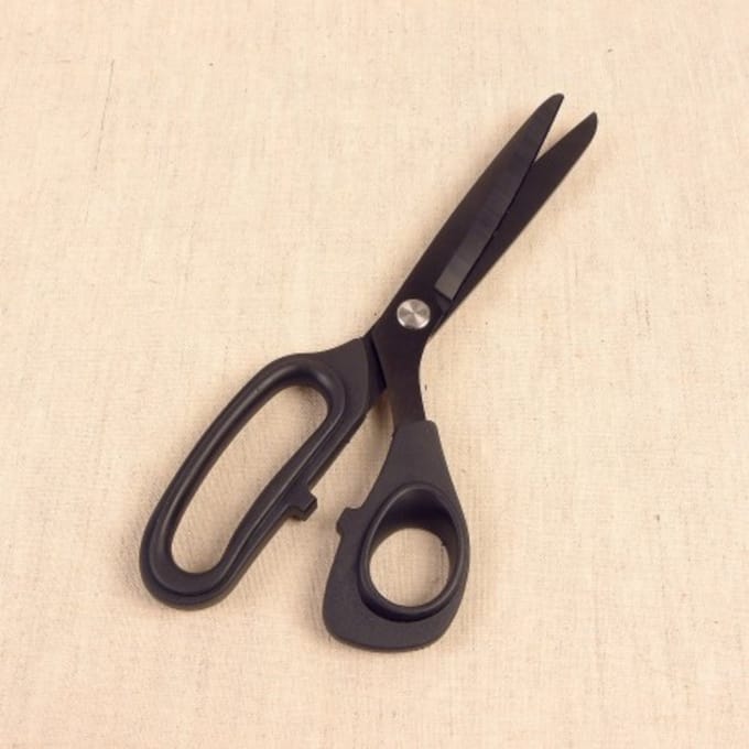 Mediac Zwart Titanium Schaar 20cm