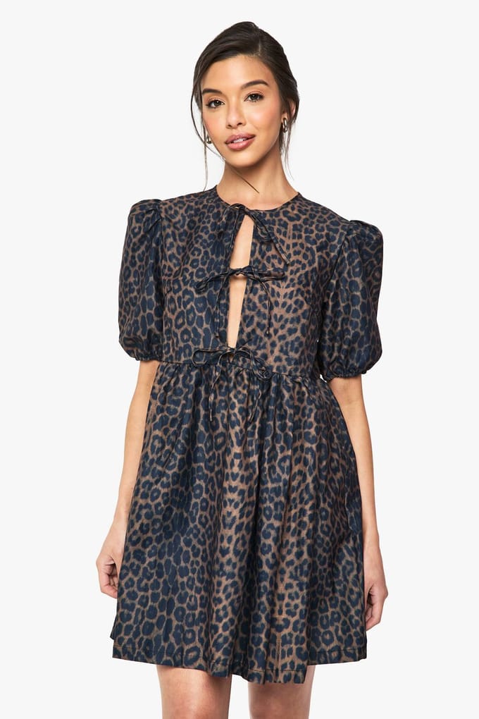 boohoo Dames Leopard Tie Front Mini Jurk | Bruin | Maat: 36