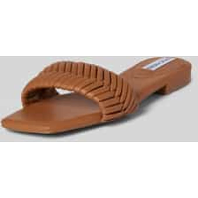 Slippers in gevlochten look, model 'ALLURE'
