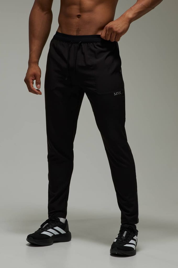 Heren Actieve Hardloop Reflecterende Taps Toelopende Jogger | Black | Size Small
