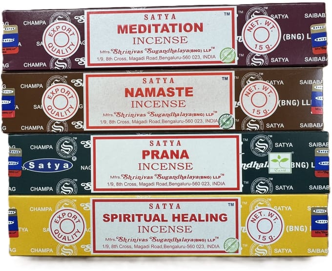 Satya - wierook - meditation - namaste - prana - spiritual healing - set van 4 doosjes
