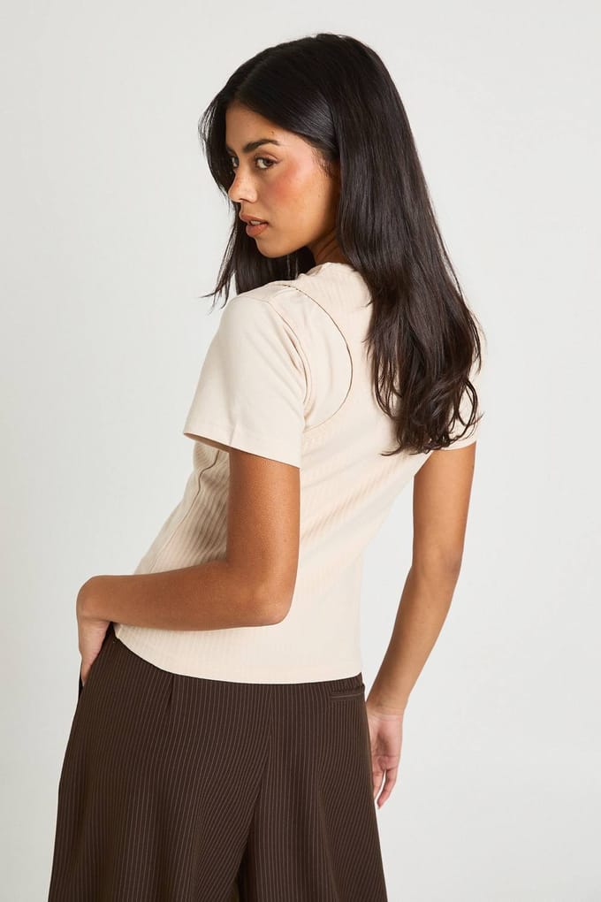 boohoo Dames Geribbelde Dubbele Laag Racer Cap Sleeve Top | Creme | Maat: 40