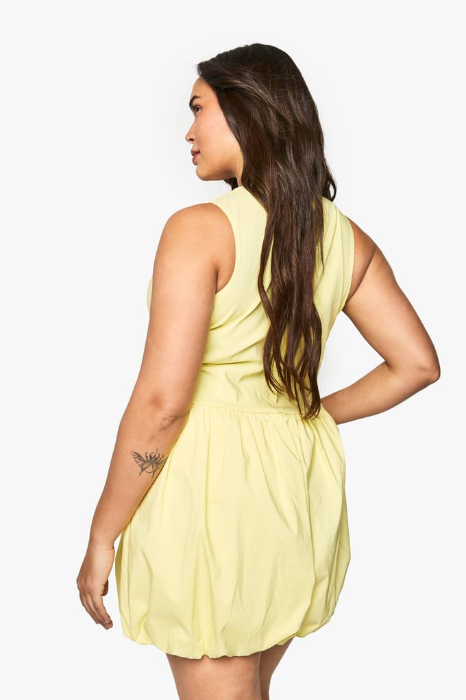 boohoo Dames Plus bengaline plunge puffball mini jurk | Lemon | Maat: 16