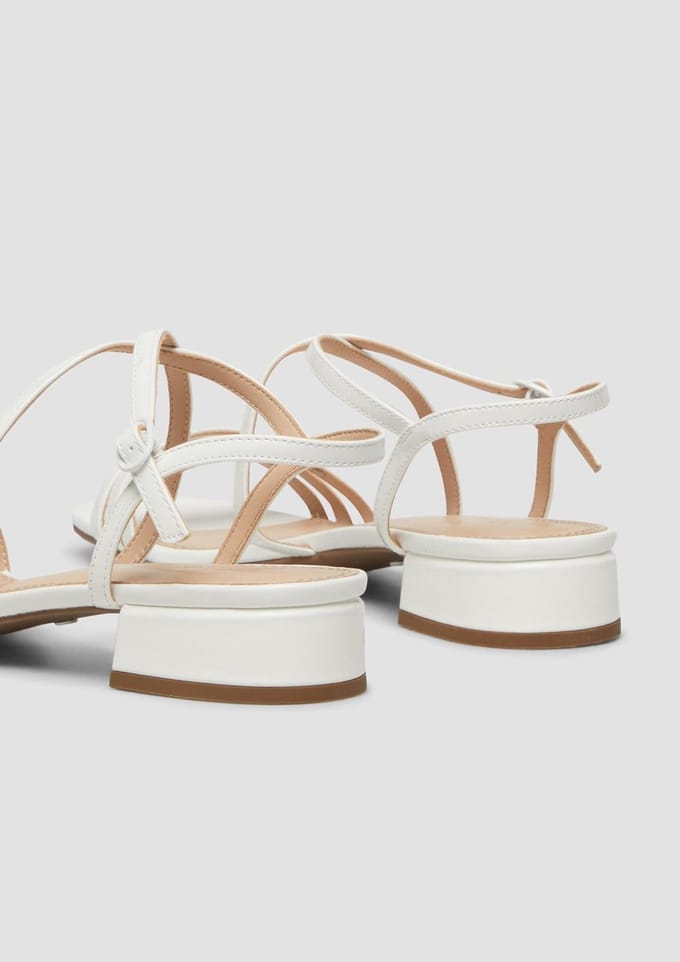 s.Oliver - female - Sandalen in laklederlook