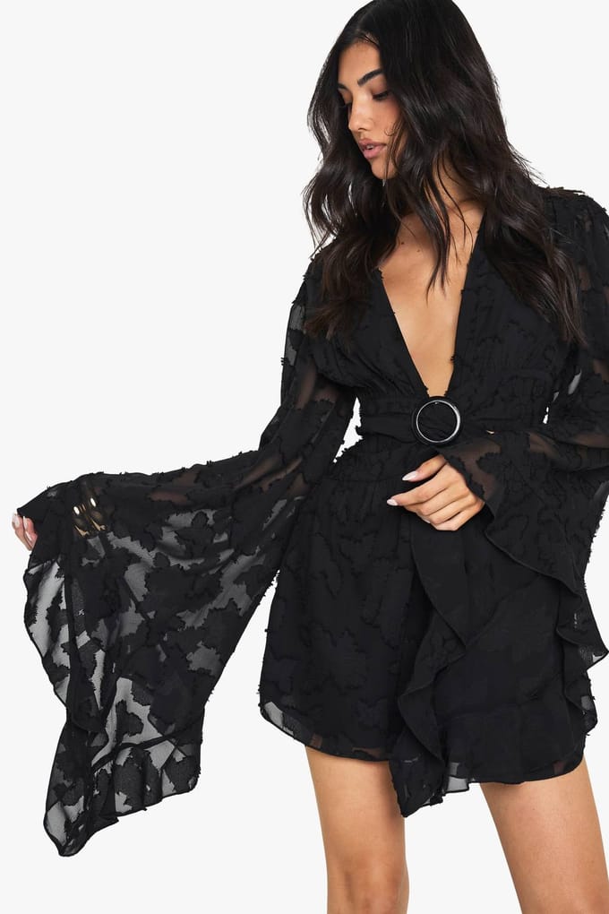 boohoo Dames Burnout Floral Wijde Mouw Playsuit | Zwart | Maat: 38