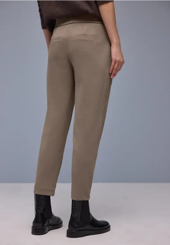 Broek met smalle pijpen