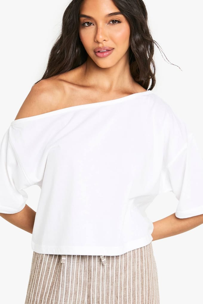 boohoo Dames Off-shoulder Boxy Crop T-Shirt | Wit | Maat: 44