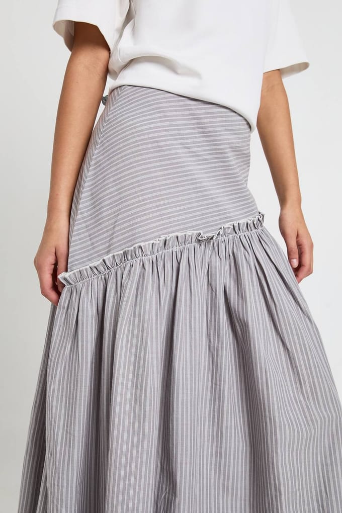 boohoo Dames Gestreepte Poplin Asymmetrische Maxi Rok | Grey | Maat: 8