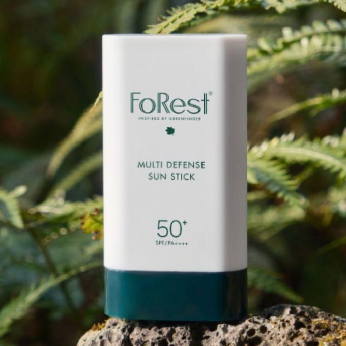 Green Finger Forest Multi Defense Zonstick SPF50+ PA++++ 19g white