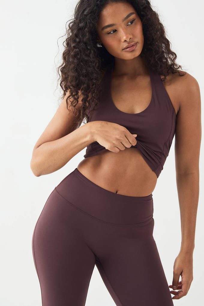 Dames DSGN Studio Sports Ultra Sculpt Hoge Taille Wijduitlopende Legging | Chocoladebruin | Maat: Medium