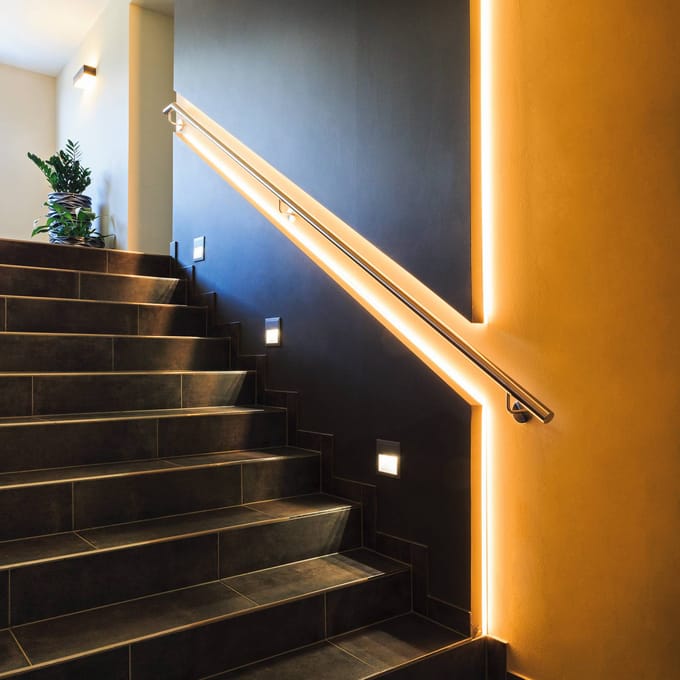 EGLO connect.z  Smart LED Strip - 500 cm - Wit - Instelbaar RGB & wit licht - Dimbaar - Zigbee