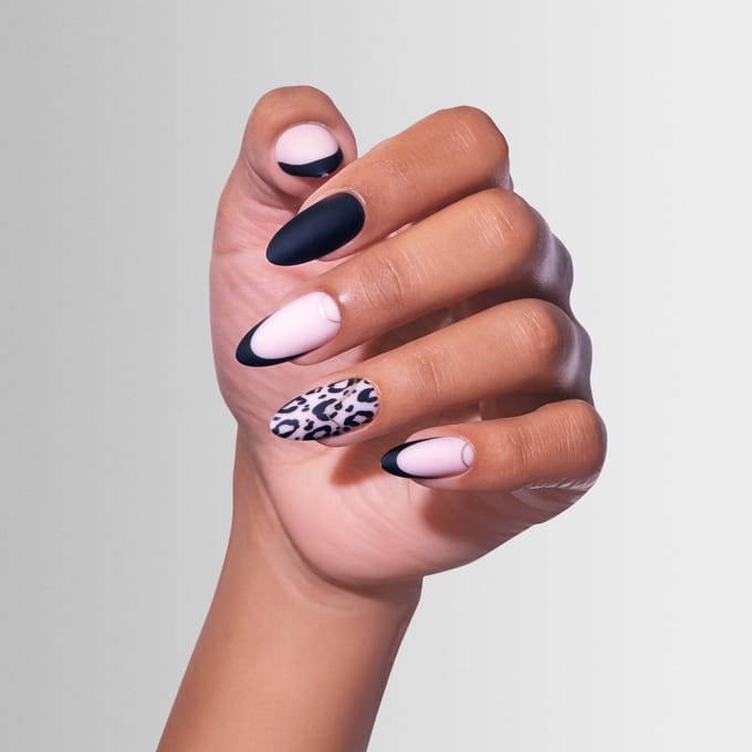 Artistic Nail Design Colourluxe Press On Tips ' I Dream Cheetah ' ( Short Almond )