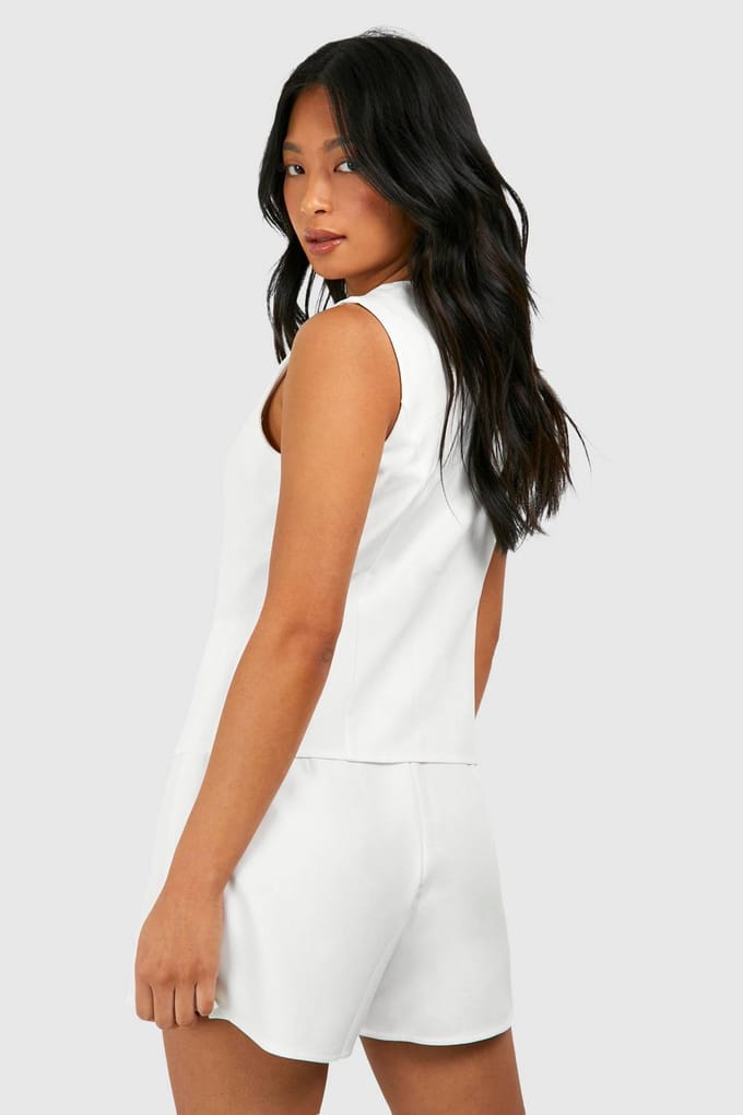 boohoo Dames Petite getailleerd vest | Ivory | Maat: 16