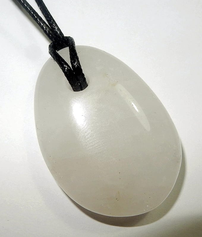 bergkristal doorboorde hanger