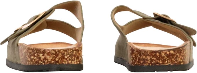 Inia-slippers om aan te trekken