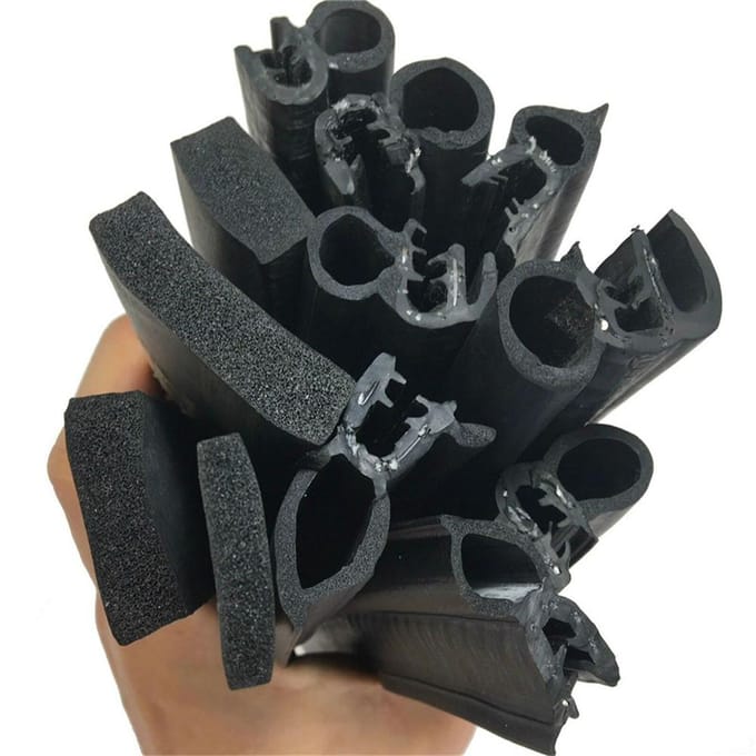 Blk rubberen autodeurafdichting tochstrip op het lichaam gemonteerd voor 4 meter EPDM stalen riem gray