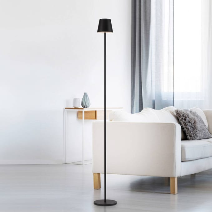 JUST LIGHT. GmbH JUST LIGHT. Euria LED vloerlamp, zwart, ijzer, IP54
