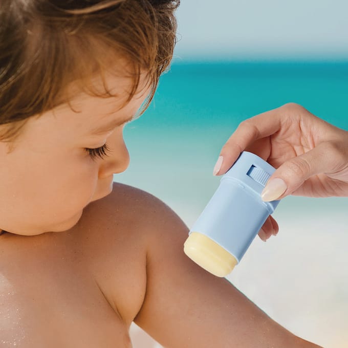 Pyunkang Yul Kids & Baby Waterdichte Bescherming Zon Stick SPF50+ PA++++ 15g white