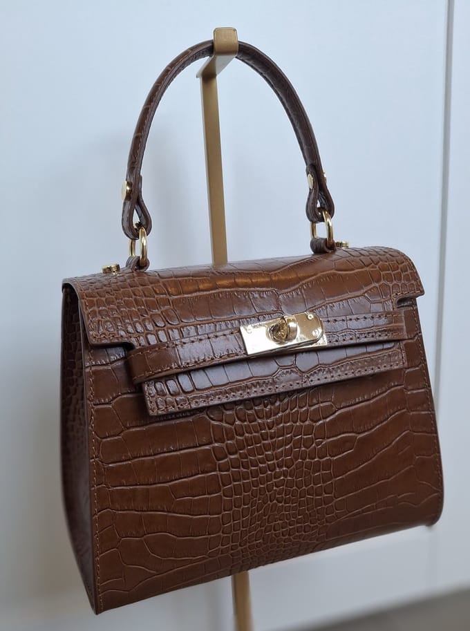 Zena tas in camel kleur, echt leer bij Bibossline
