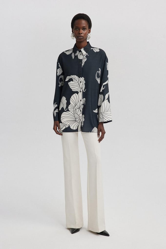 Touché Privé - Satijnen blouse met print - Zwart - Dames