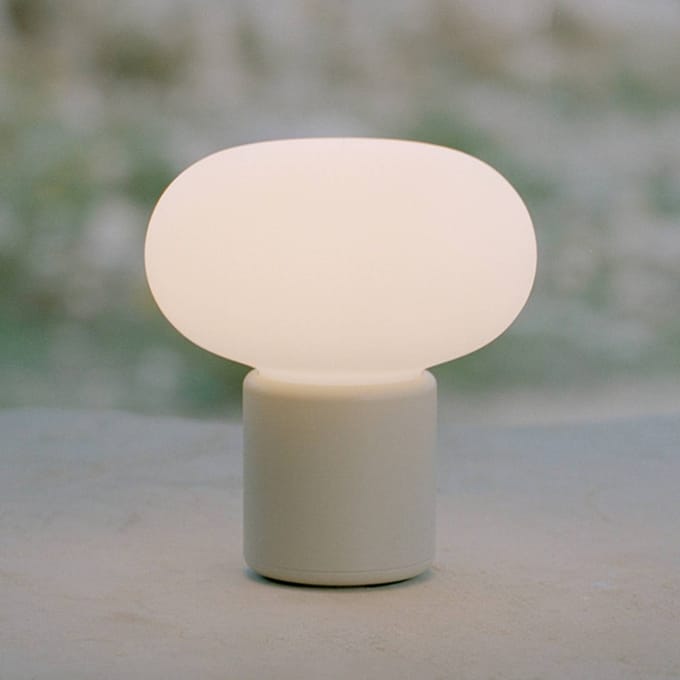 New Works oplaadbare lamp Karl-Johan, lichtgrijs, IP65