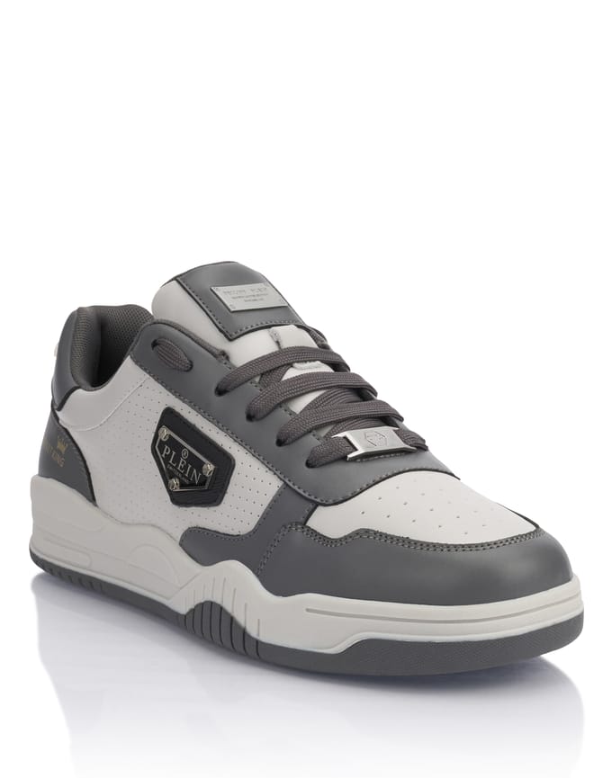 Low-Top Sneakers Street King