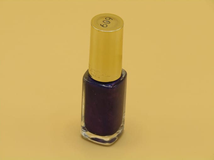L'Oréal Paris Make-Up Designer Color Riche Le Vernis - 609 Divine Indigo - Nagellak